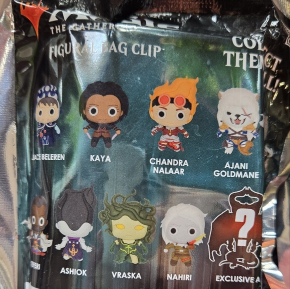 Magic The Gathering Figural Bag Clips - Four New Mystery Sealed Blind Bags - Picture 3 of 8